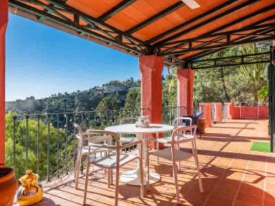 Villa zum Verkauf in El Madroñal, Benahavis