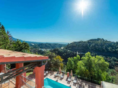 Villa zum Verkauf in El Madroñal, Benahavis