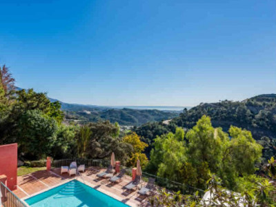 Villa zum Verkauf in El Madroñal, Benahavis