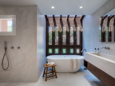 Zweistöckiges Penthouse zum Verkauf in Alminar de Marbella, Nueva Andalucia