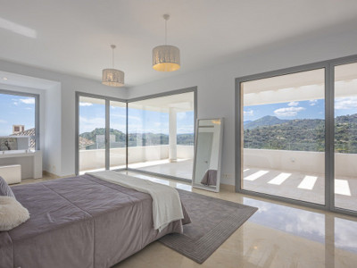 Villa à vendre à Los Arqueros, Benahavis