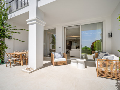 Town House for sale in Benahavis