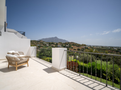 Town House for sale in Benahavis