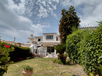 Reihenhaus zum Verkauf in El Paraiso, Estepona