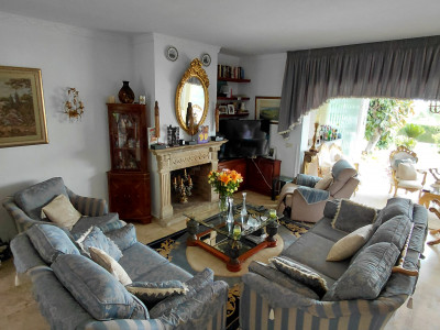 Reihenhaus zum Verkauf in El Paraiso, Estepona