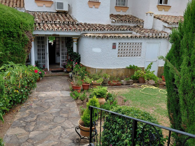 Reihenhaus zum Verkauf in El Paraiso, Estepona