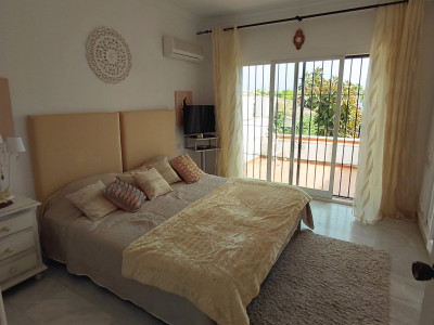 Reihenhaus zum Verkauf in El Paraiso, Estepona