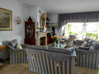 Reihenhaus zum Verkauf in El Paraiso, Estepona