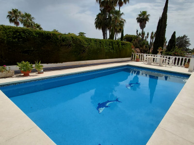 Reihenhaus zum Verkauf in El Paraiso, Estepona