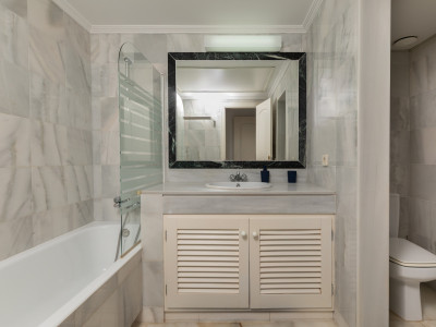 Duplex Penthouse à vendre à El Presidente, Estepona