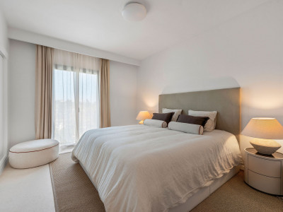 Town House for sale in Nueva Andalucia