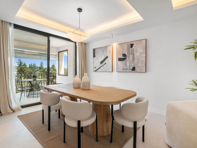 Town House for sale in Nueva Andalucia