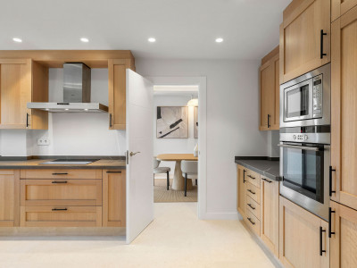 Town House for sale in Nueva Andalucia
