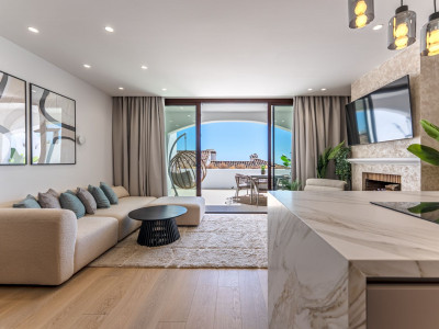 Town House for sale in Los Arqueros, Benahavis