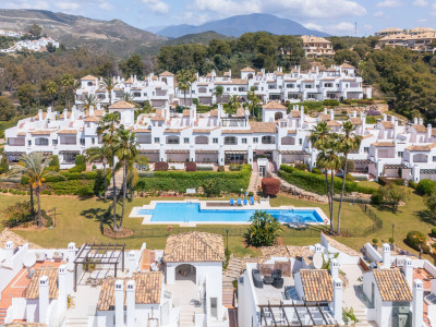 Town House for sale in Last Green, Nueva Andalucia
