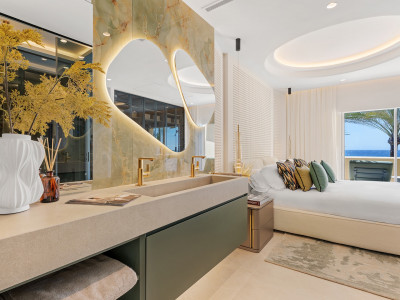 Apartamento en venta en Rio Real, Marbella Este