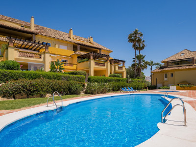 Apartamento en venta en Rio Real, Marbella Este