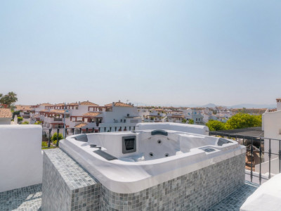 Zweistöckiges Penthouse zum Verkauf in Nueva Alcantara, San Pedro de Alcantara