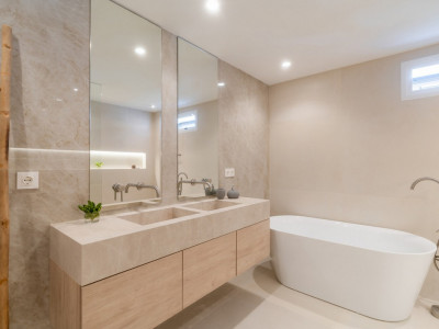 Zweistöckiges Penthouse zum Verkauf in Nueva Alcantara, San Pedro de Alcantara