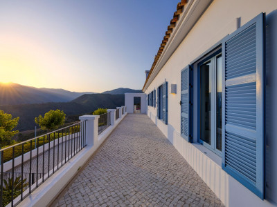 Villa for sale in Monte Mayor, Benahavis