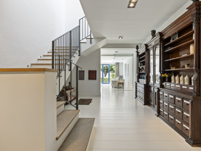 Villa for sale in Monte Mayor, Benahavis