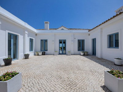 Villa for sale in Monte Mayor, Benahavis