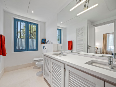 Villa for sale in Monte Mayor, Benahavis