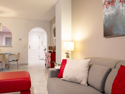 Ground Floor Apartment for sale in Las Gaviotas, Marbella - Puerto Banus
