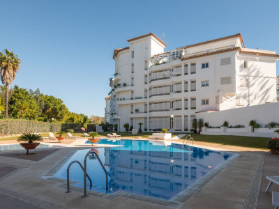 Ground Floor Apartment for sale in Las Gaviotas, Marbella - Puerto Banus