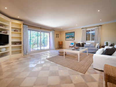 Villa for sale in Casablanca, Marbella Golden Mile