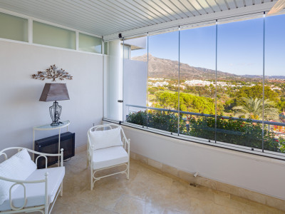 Duplex Penthouse for sale in La Corniche, Nueva Andalucia