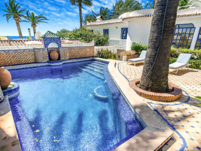 Villa en venta en Oasis de Marbella, Marbella Golden Mile