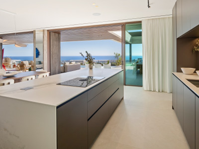 Villa en venta en El Madroñal, Benahavis