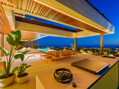 Villa en venta en El Madroñal, Benahavis