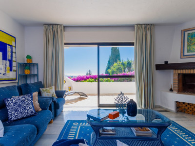 Villa Pareada en venta en Paraiso Alto, Benahavis