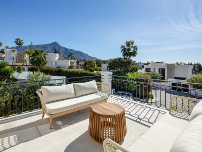 Villa zum Verkauf in La Cerquilla, Nueva Andalucia