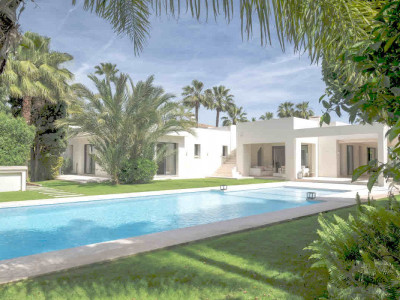 Villa for sale in Marbesa, Marbella East