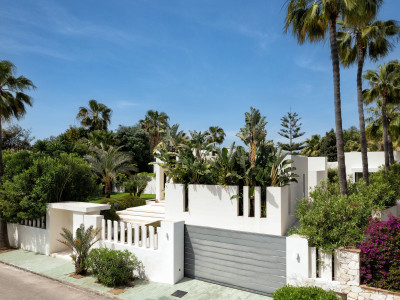 Villa for sale in Marbesa, Marbella East