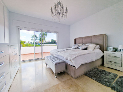 Villa zum Verkauf in El Paraiso, Estepona