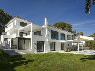 Villa en venta en Las Brisas, Nueva Andalucia