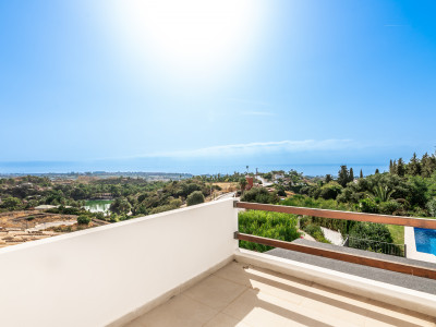 Villa en venta en Selwo, Estepona