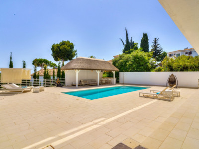 Villa à vendre à El Rosario, Marbella Est