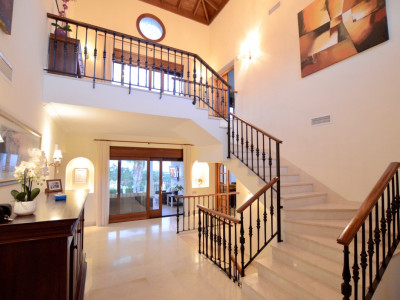 Villa en venta en Los Flamingos, Benahavis