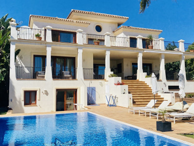 Villa en venta en Los Flamingos, Benahavis