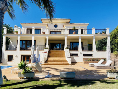 Villa en venta en Los Flamingos, Benahavis