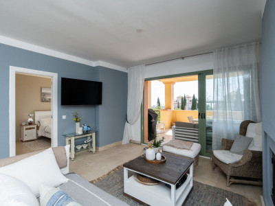 Apartamento en venta en Four Seasons, Benahavis