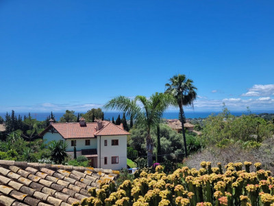 Villa en venta en El Rosario, Marbella Este