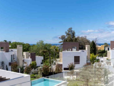 Villa for sale in Marbella Golden Mile