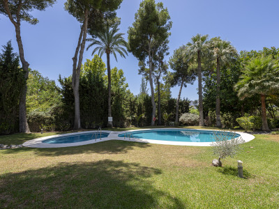 Villa zum Verkauf in Atalaya de Rio Verde, Nueva Andalucia