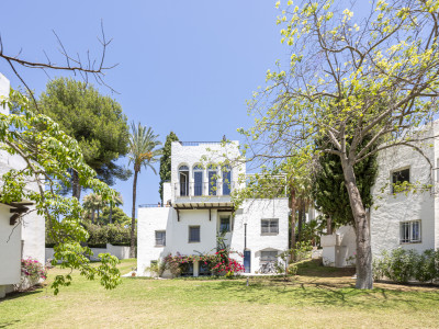 Villa zum Verkauf in Atalaya de Rio Verde, Nueva Andalucia